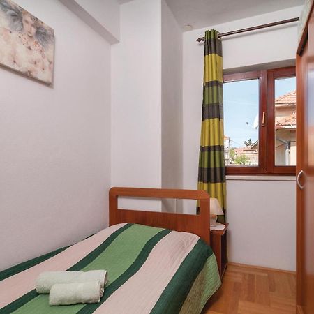 Lovely Apartment In Split With Wifi Exterior foto